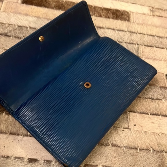 LOUIS VUITTON BLUE LONG FOLDING WALLET - Picture 5 of 6